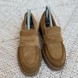 Super cool Zara Suede Loafers with Faux Fur Lining – Size 36 (US 6)